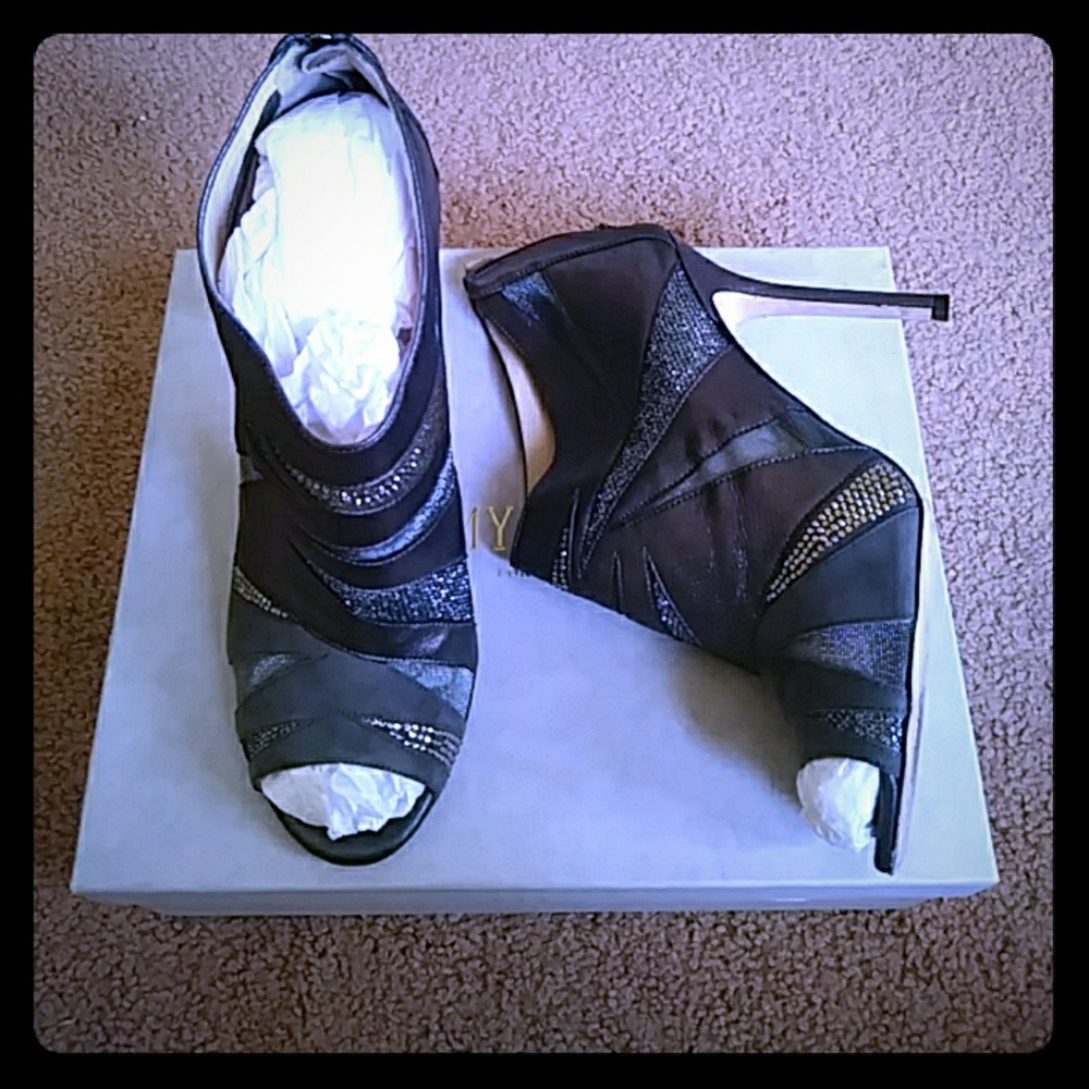 Jimmy Choo heel